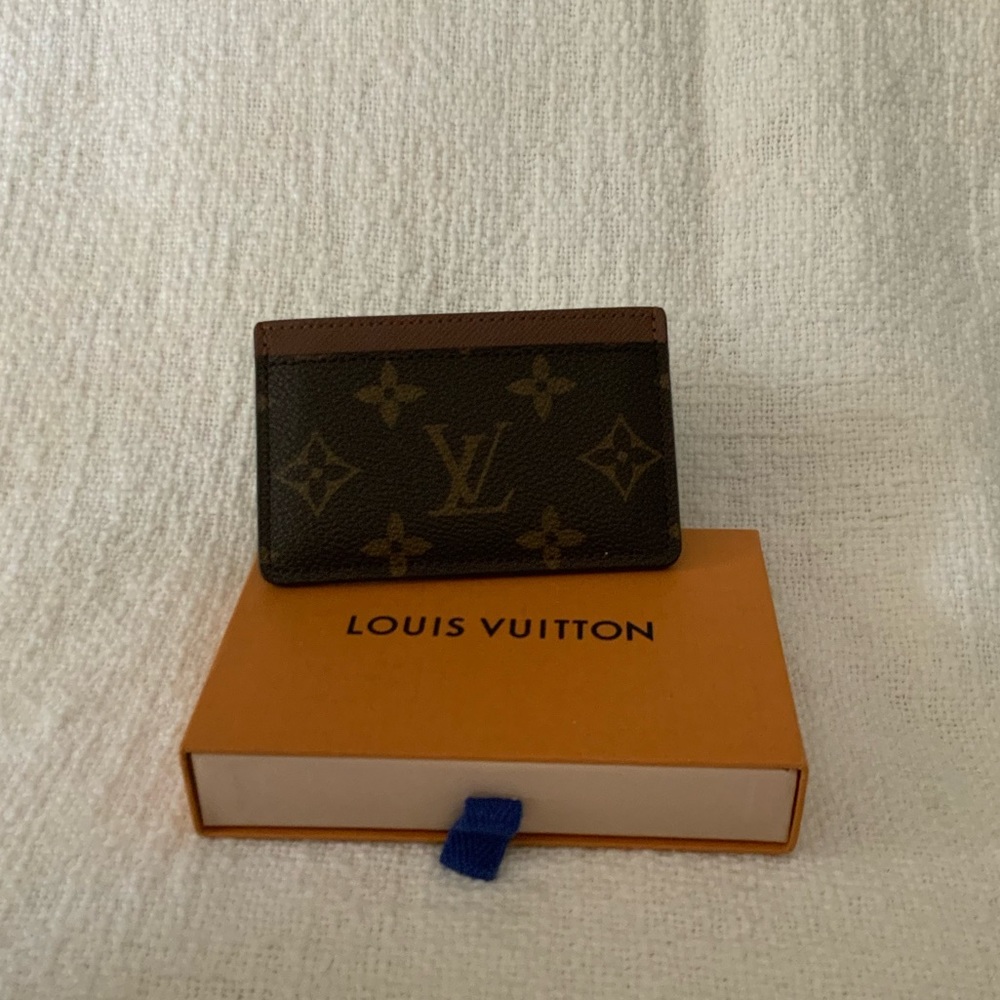 Louis Vuitton 🤎 Card Holder